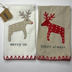 MUDPIE Hand Towels SET of 2 NEW Christmas Reindeer Embroidered‎ Hostess Holiday